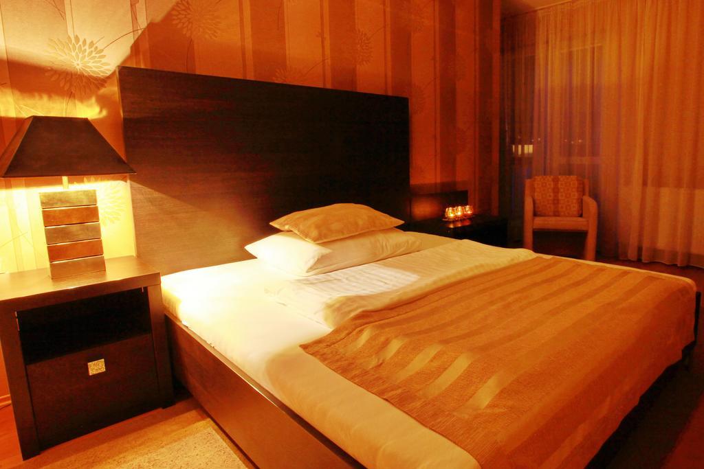 City Hotel Nitra With Free Parking Habitación foto